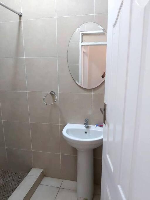 Spacious Zamtel Flat Lusaka Eksteriør billede